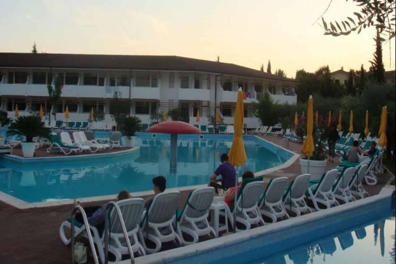 Hotel Centro Turistico Gardesano Bussolengo Exterior photo